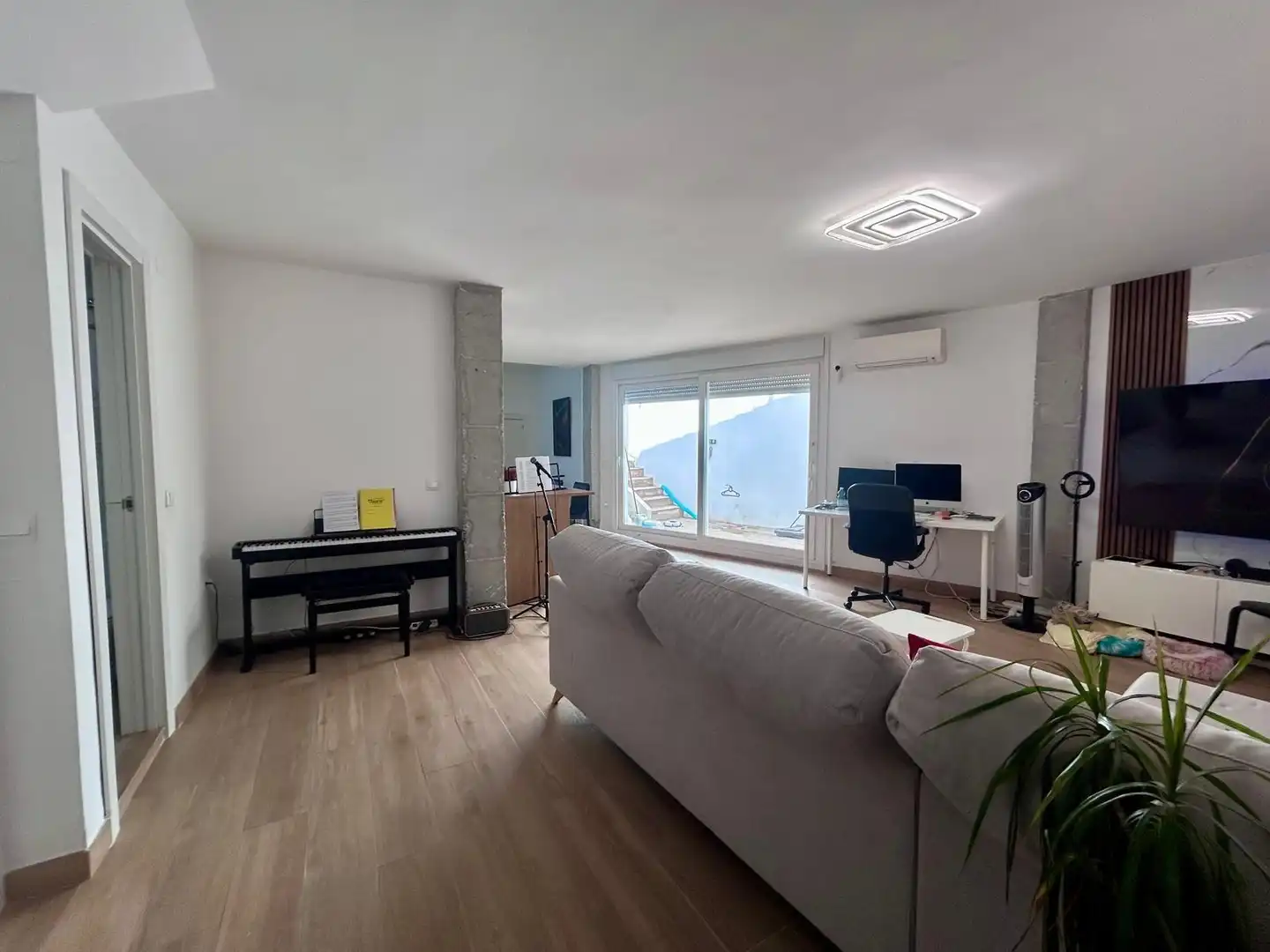 Adosado con piscina en venta en Este, imagen 8
