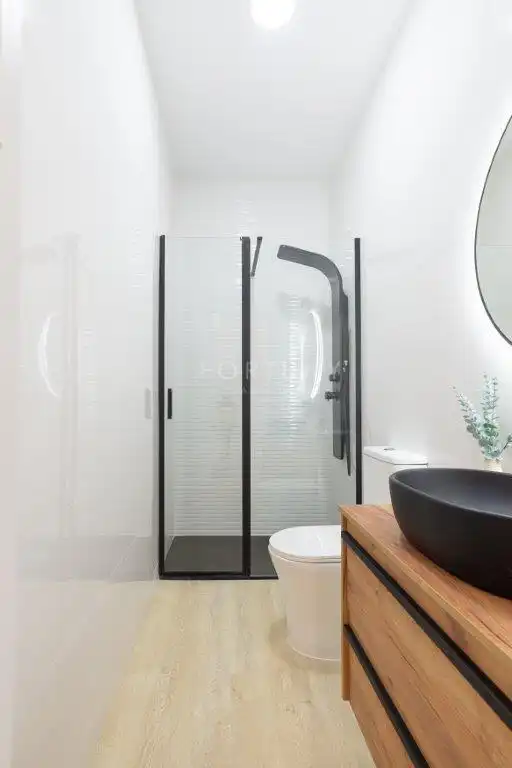 Bany de Apartament en venda en Málaga amb Aire condicionat, Moblat i Forn