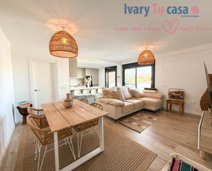 Sala d'estar de Pis en venda en Castellón de la Plana / Castelló de la Plana amb Aire condicionat, Calefacció i Parquet