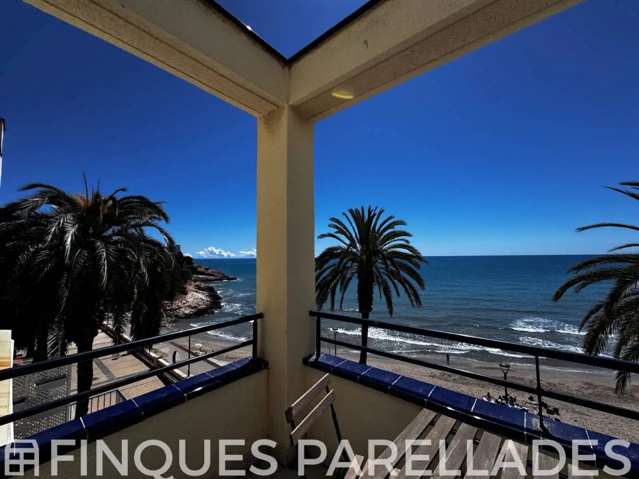 Balcony of Attic for sale in Sitges  with Air Conditioner, Heating and Parquet flooring