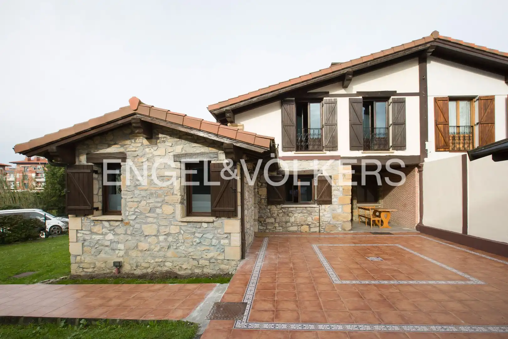 Detached homes for sale in Eguzkitza Bidea, Berango