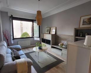 Living room of Flat to rent in Bilbao   with Heating