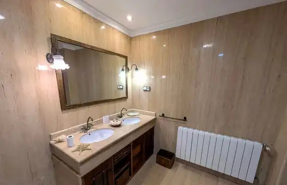 Baño de Casa o chalet para compartir en Linares con Aire acondicionado, Terraza y Amueblado