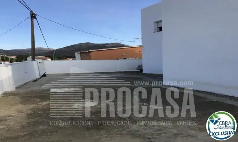 Vista exterior de Casa o xalet en venda en Roses amb Aire condicionat, Calefacció i Terrassa