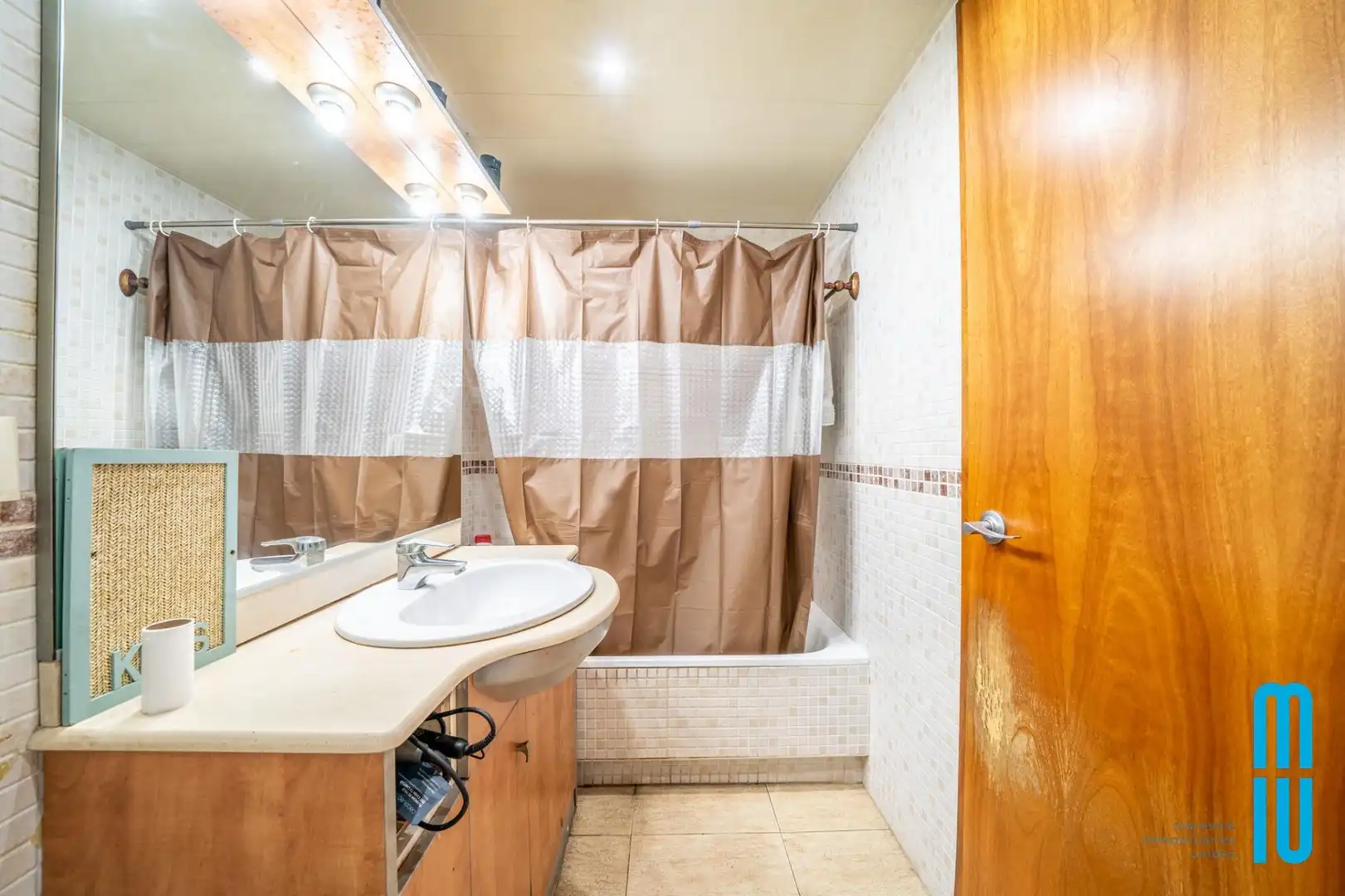 Baño de Piso en venta en Pineda de Mar con Calefacción, Terraza y Balcón