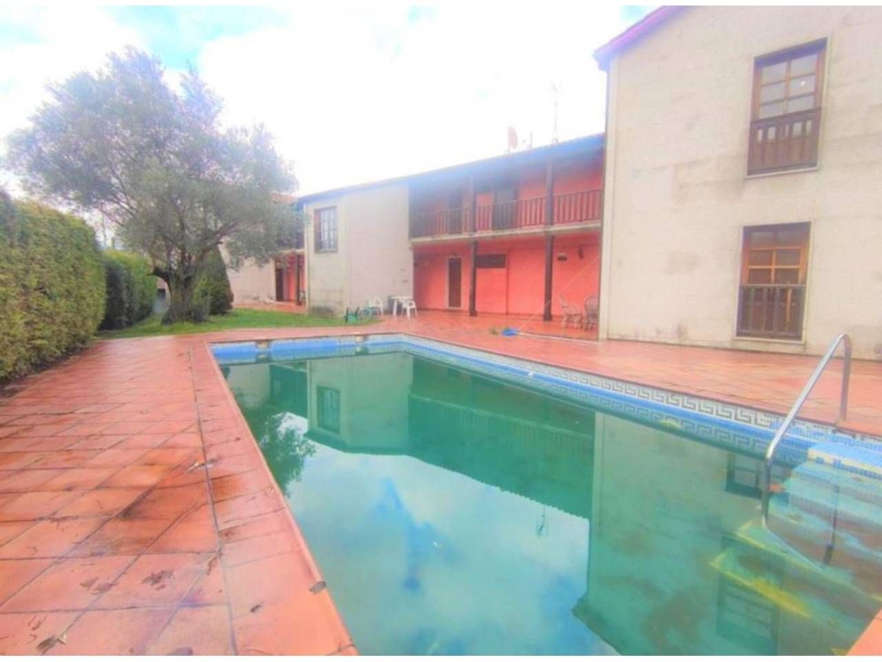 Piscina de Casa o xalet en venda en Lobios amb Jardí privat, Terrassa i Piscina