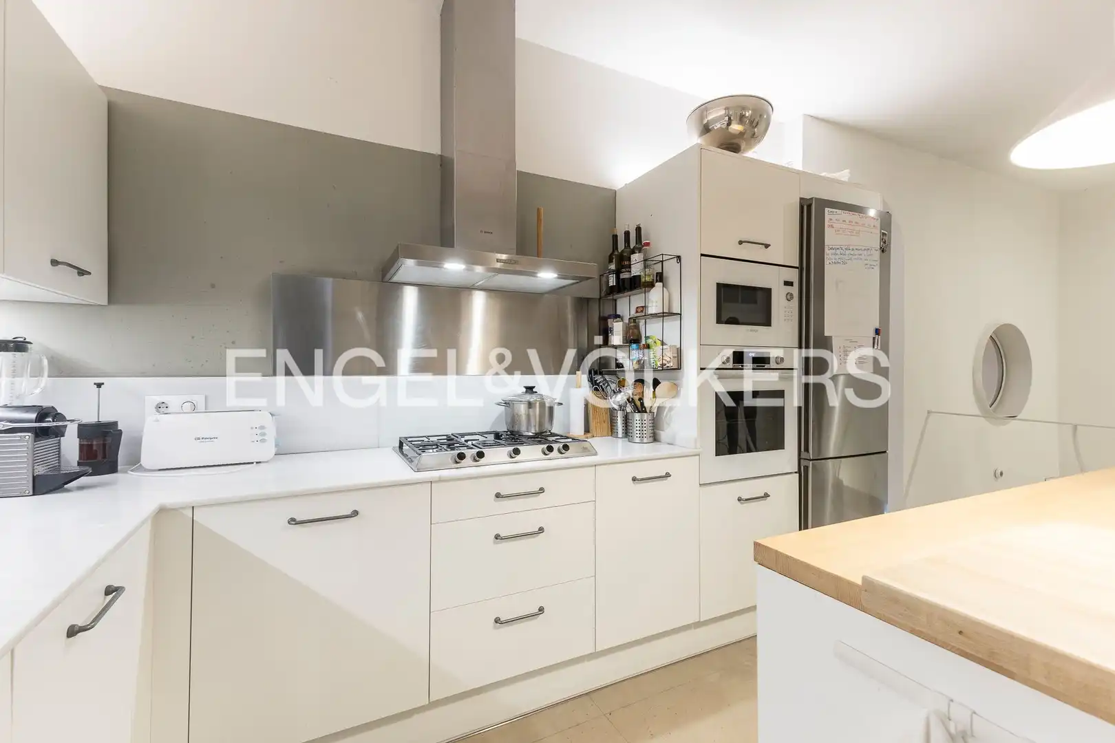 Cocina de Dúplex en venta en Barcelona con Calefacción, Terraza y Trastero