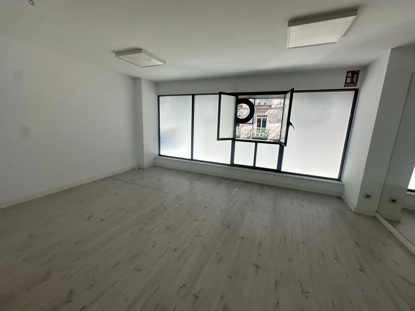Bureau à louer à Centro, imagen 3