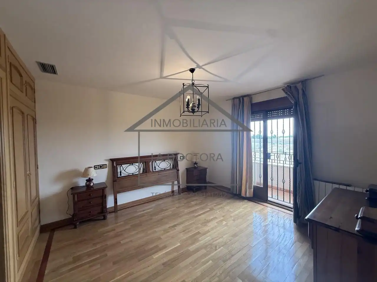 Wohnzimmer von Einfamilien-Reihenhaus zur Miete in Navalcarnero mit Heizung, Privatgarten und Terrasse