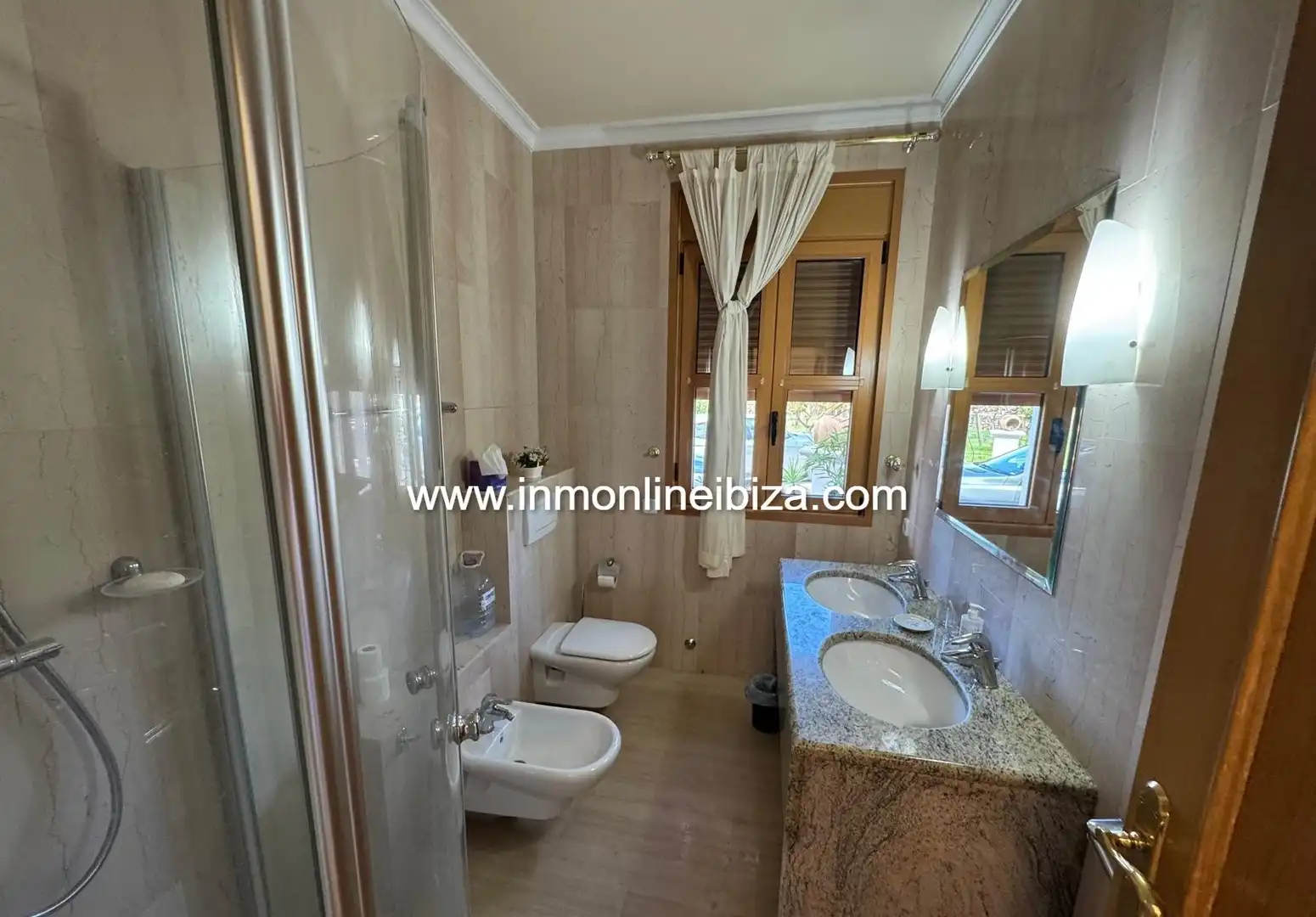 Chalet con piscina en alquiler en Carrer Noruega, imagen 12