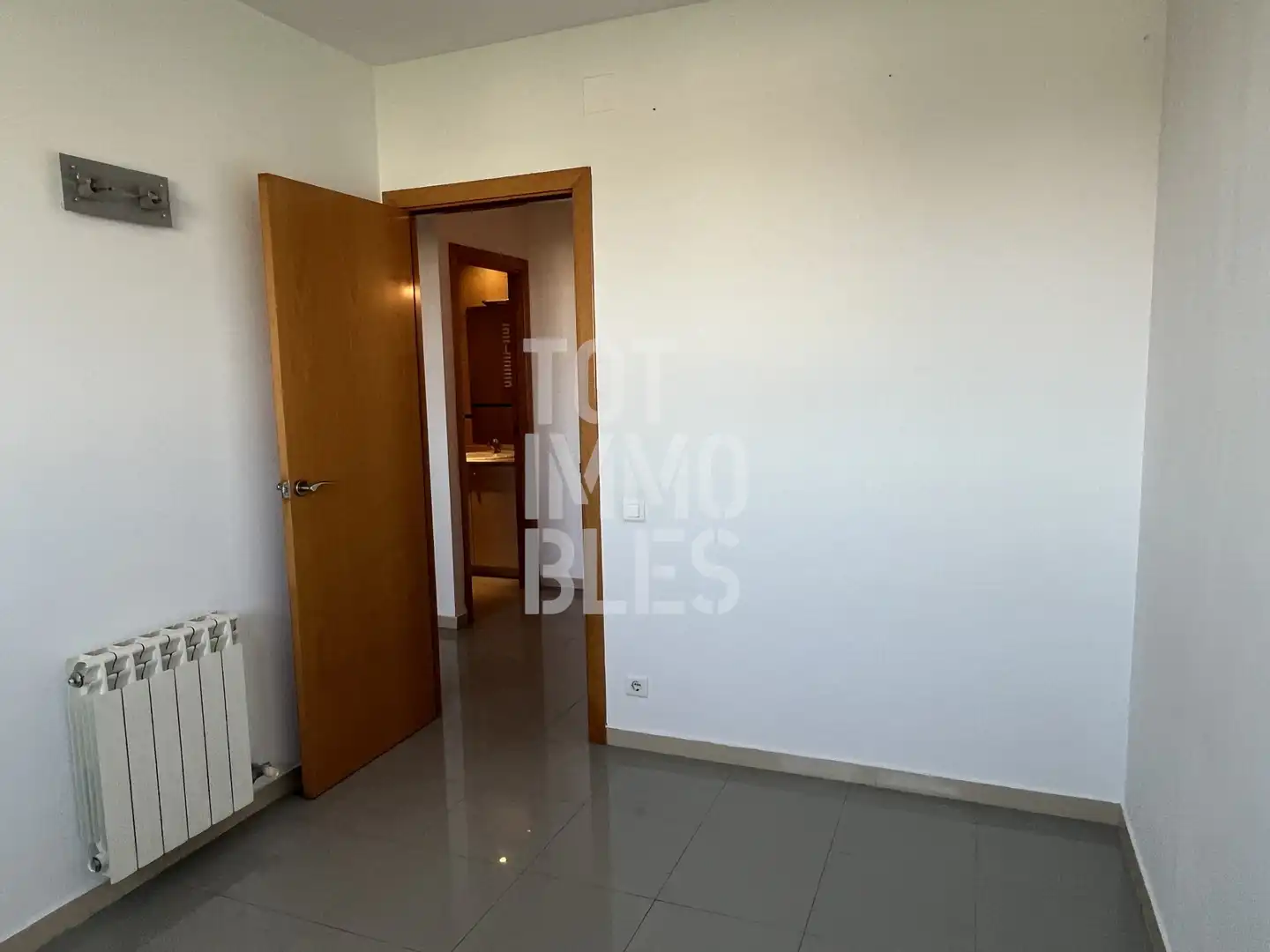 Bedroom of Flat for sale in Girona  with Heating, Terrace and Swimming Pool