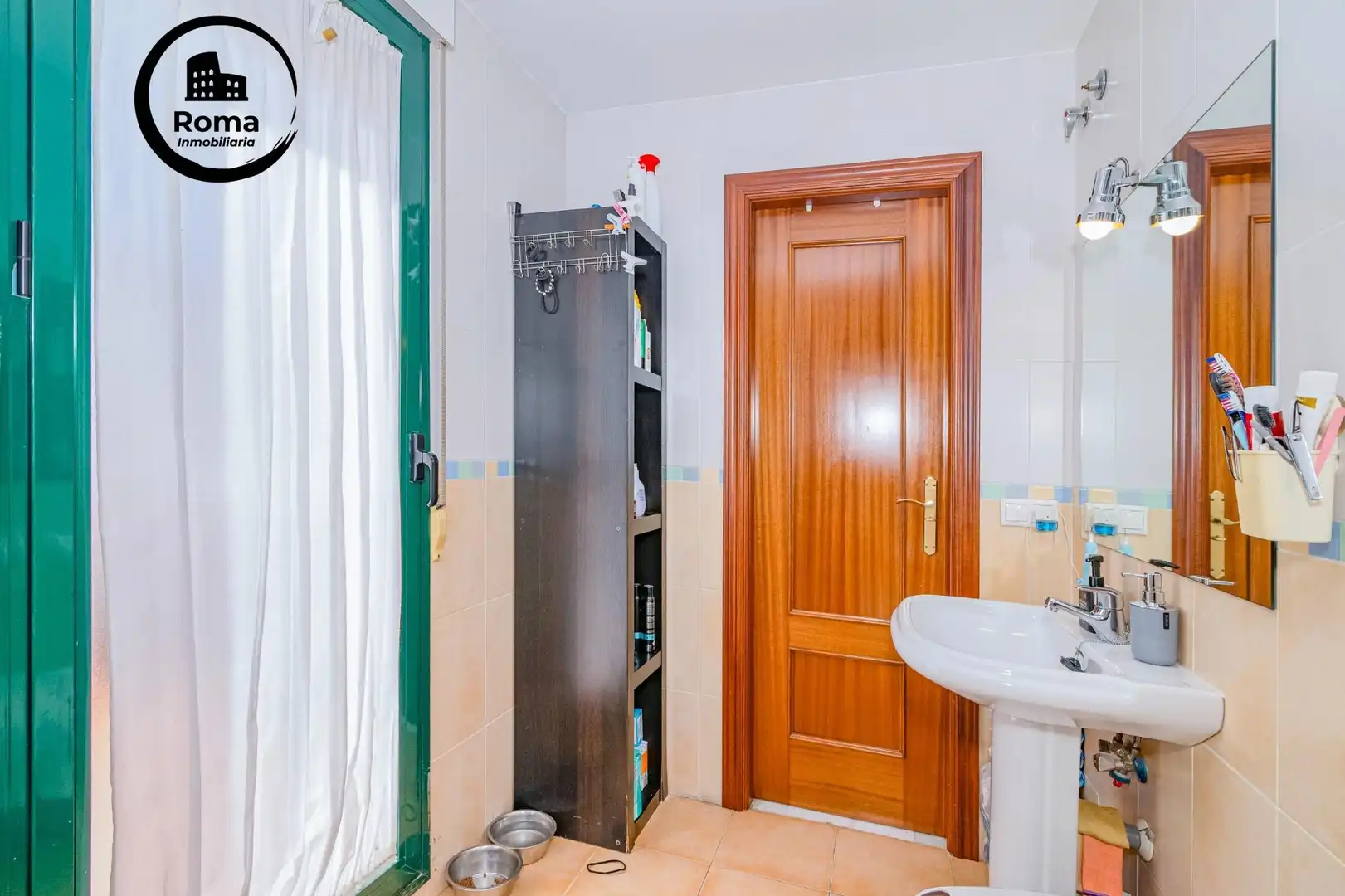 Bathroom of Attic for sale in Granada  with Heating, Terrace and Community pool