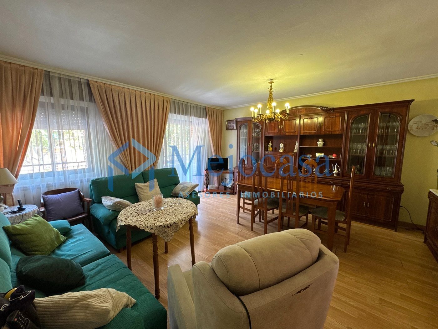 Living room of Flat for sale in  Madrid Capital  with Air Conditioner, Heating and Terrace