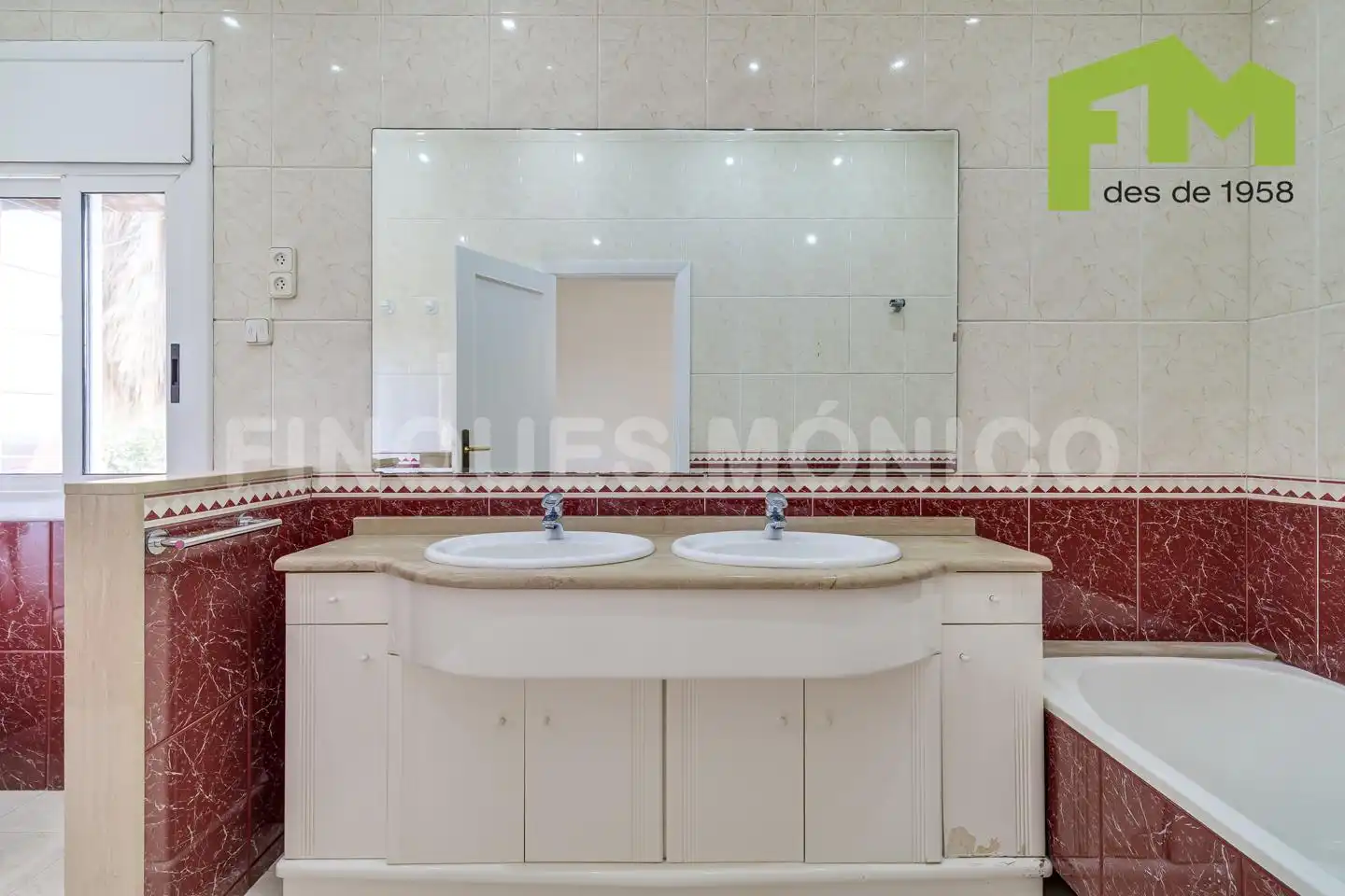 Baño de Casa o chalet en venta en El Masnou con Calefacción, Jardín privado y Terraza