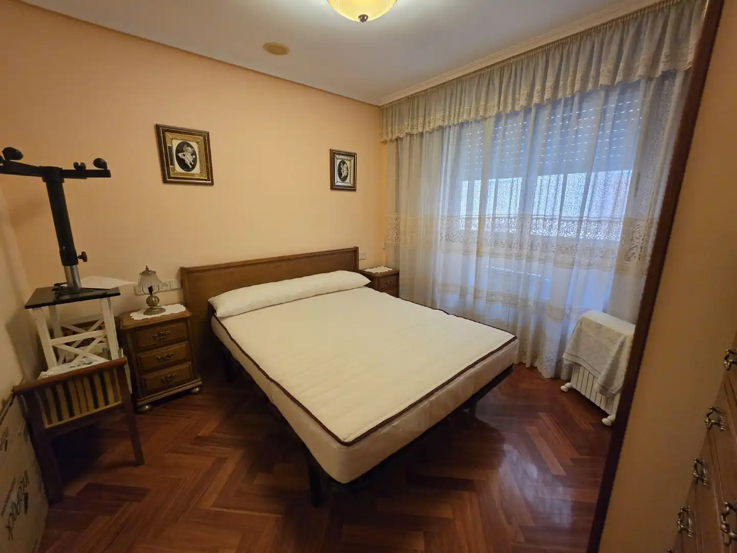 Habitación de Piso en venta en A Coruña Capital  con Calefacción y Trastero