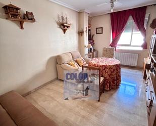 Living room of Apartment for sale in Martos  with Heating, Storage room and Furnished