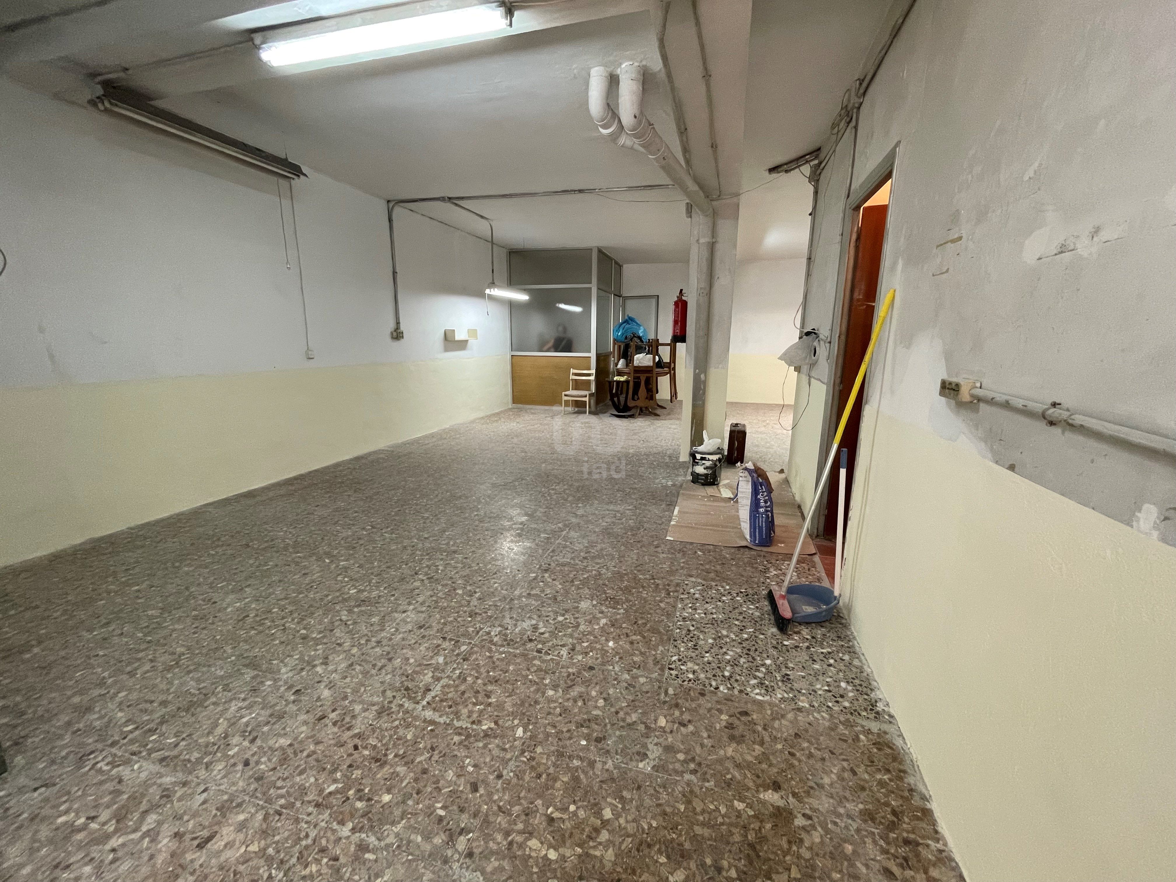 Premises for sale in Elche / Elx