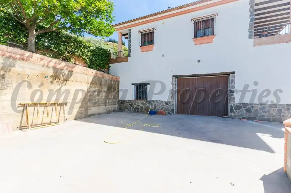 Casa amb terrassa en venda a Sayalonga, imagen 18