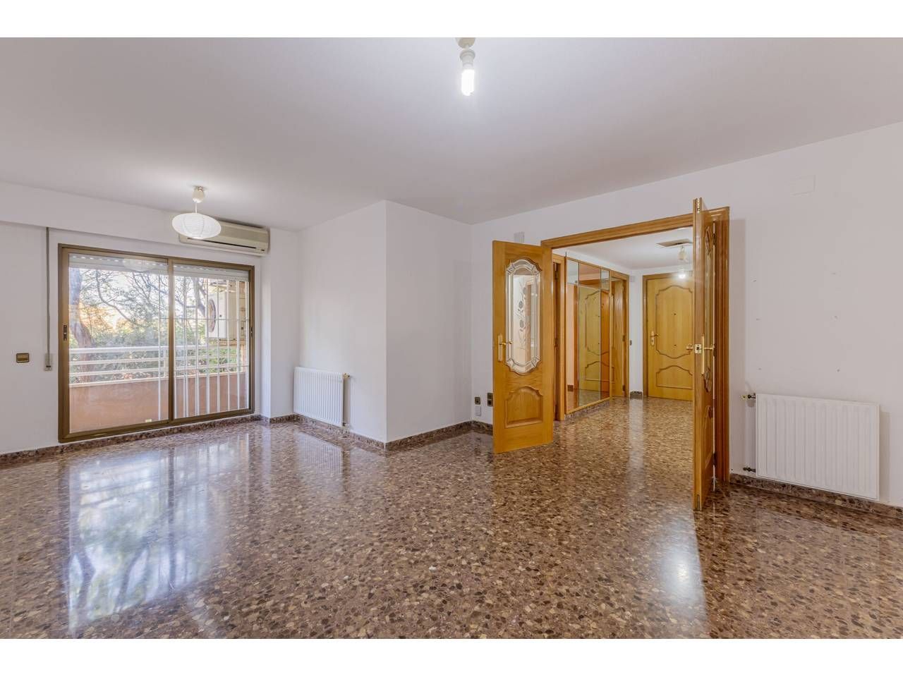 Flat for sale in  Valencia Capital  with Air Conditioner, Heating and Terrace