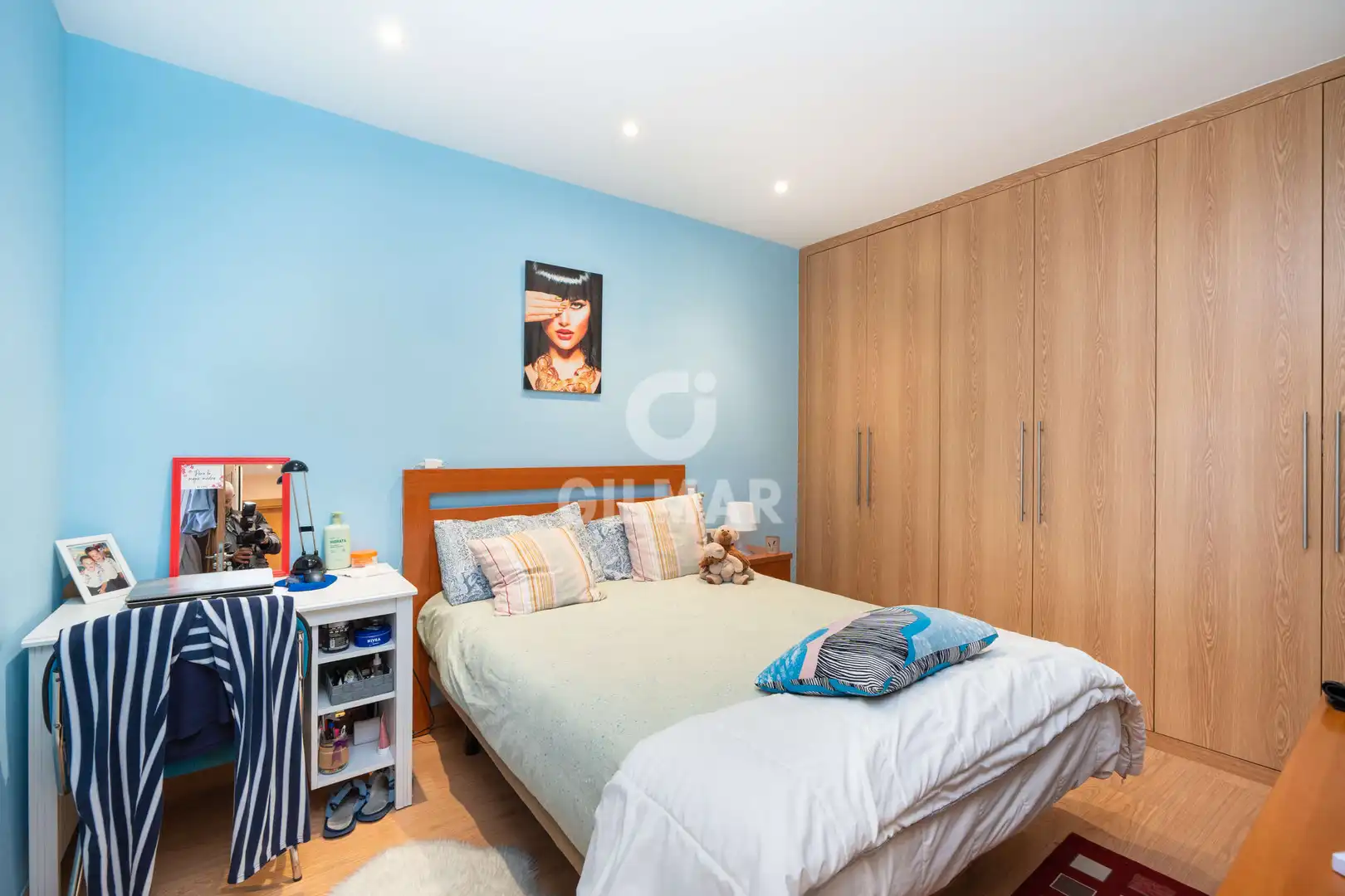 Habitación de Casa adosada en venta en Madrid con Calefacción, Jardín privado y Amueblado