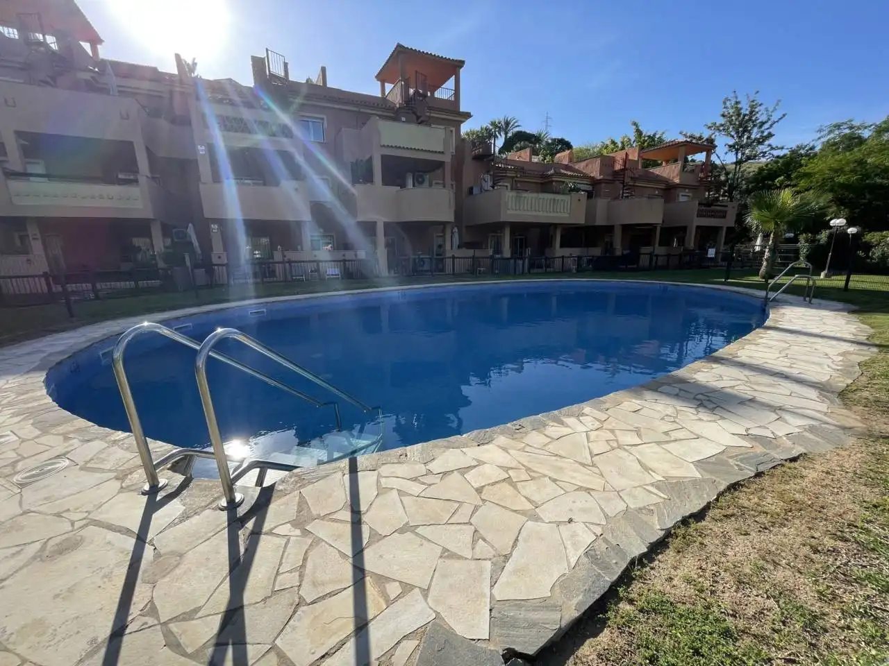Piscina de Piso en venta en Marbella con Aire acondicionado, Calefacción y Terraza