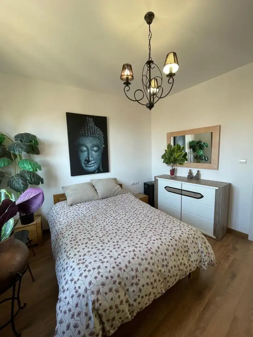 Schlafzimmer von Dachboden zum Verkauf in Granada mit Klimaanlage, Heizung und Terrasse