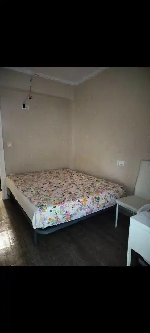 Habitación de Piso en venta en Ubrique con Aire acondicionado, Trastero y Amueblado