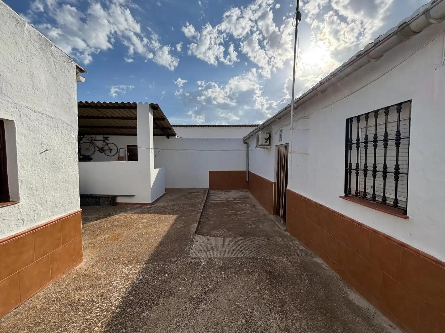 Exterior view of Detached homes for sale in Bobadilla - Bobadilla Estación - La Joya