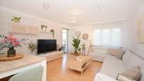 Living room of Flat for sale in  Zaragoza Capital  with Heating, Terrace and Storage room