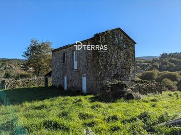 Casa amb jardí en venda a Parada de Tenorio 39