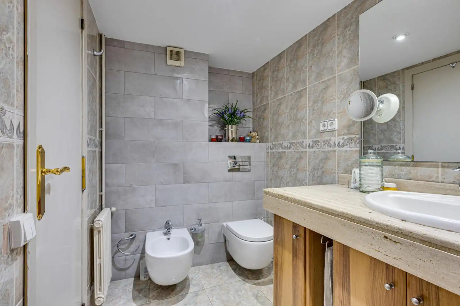 Piso con terraza en venta en COMTE URGELL, imagen 26