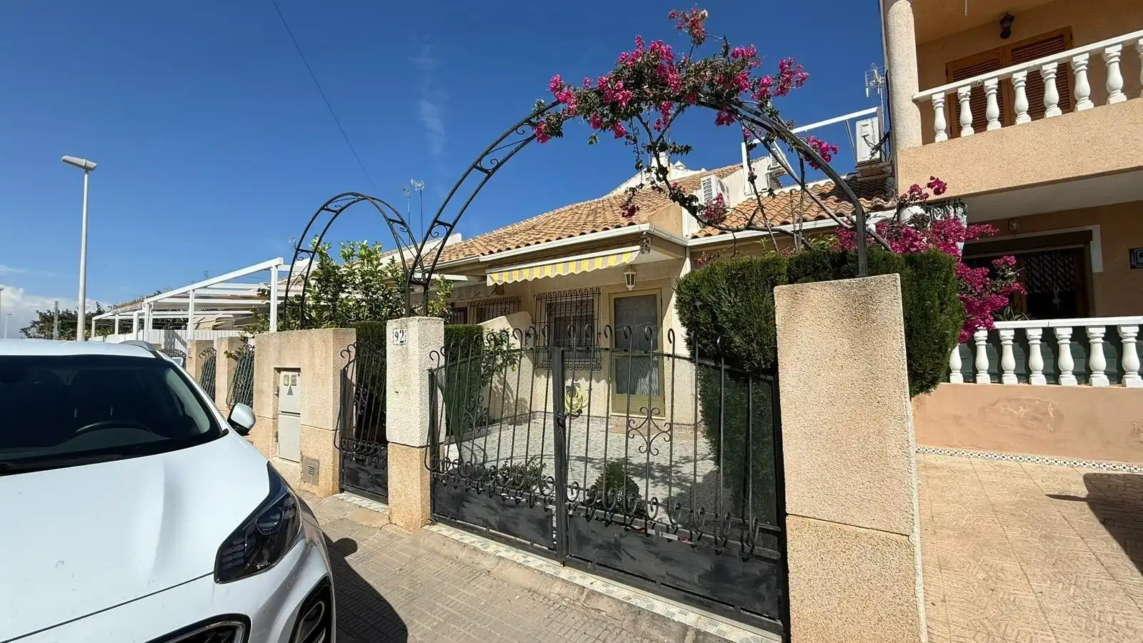 Exterior view of Detached homes for sale in San Pedro del Pinatar  with Air Conditioner, Terrace and Storage room