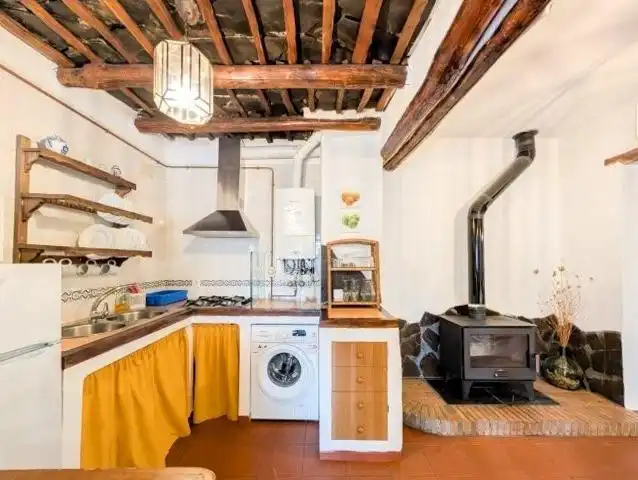 Cocina de Piso en venta en Bubión con Calefacción y Piscina comunitaria
