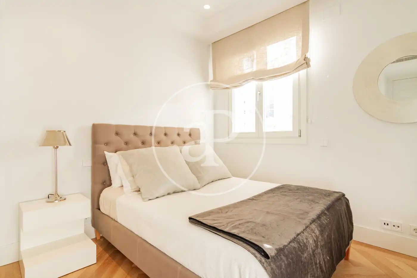 Bedroom of Flat for rent in Madrid  with Air Conditioner, Heating and Furnished