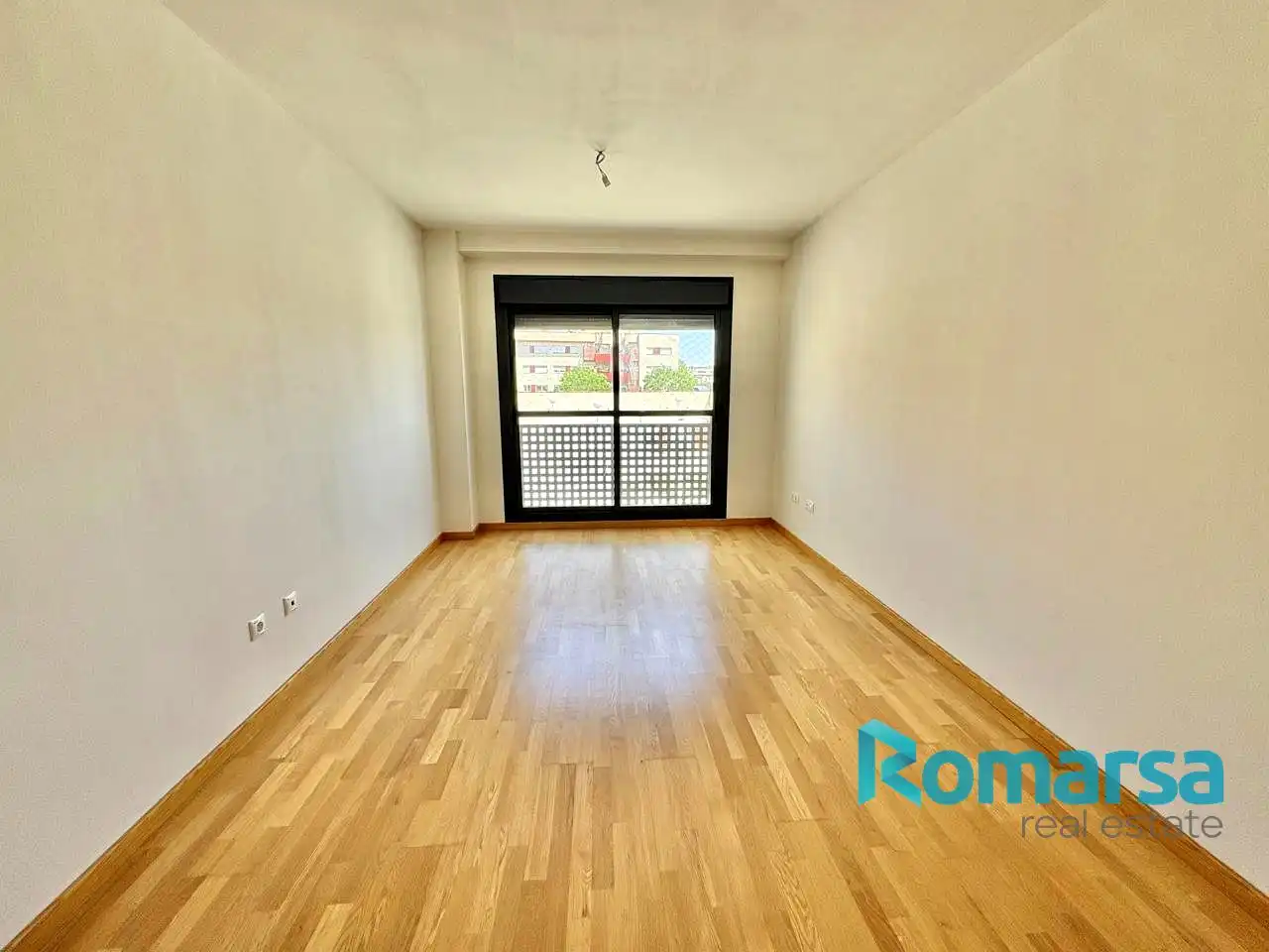 Habitación de Piso en venta en Ávila con Calefacción, Parquet y Trastero