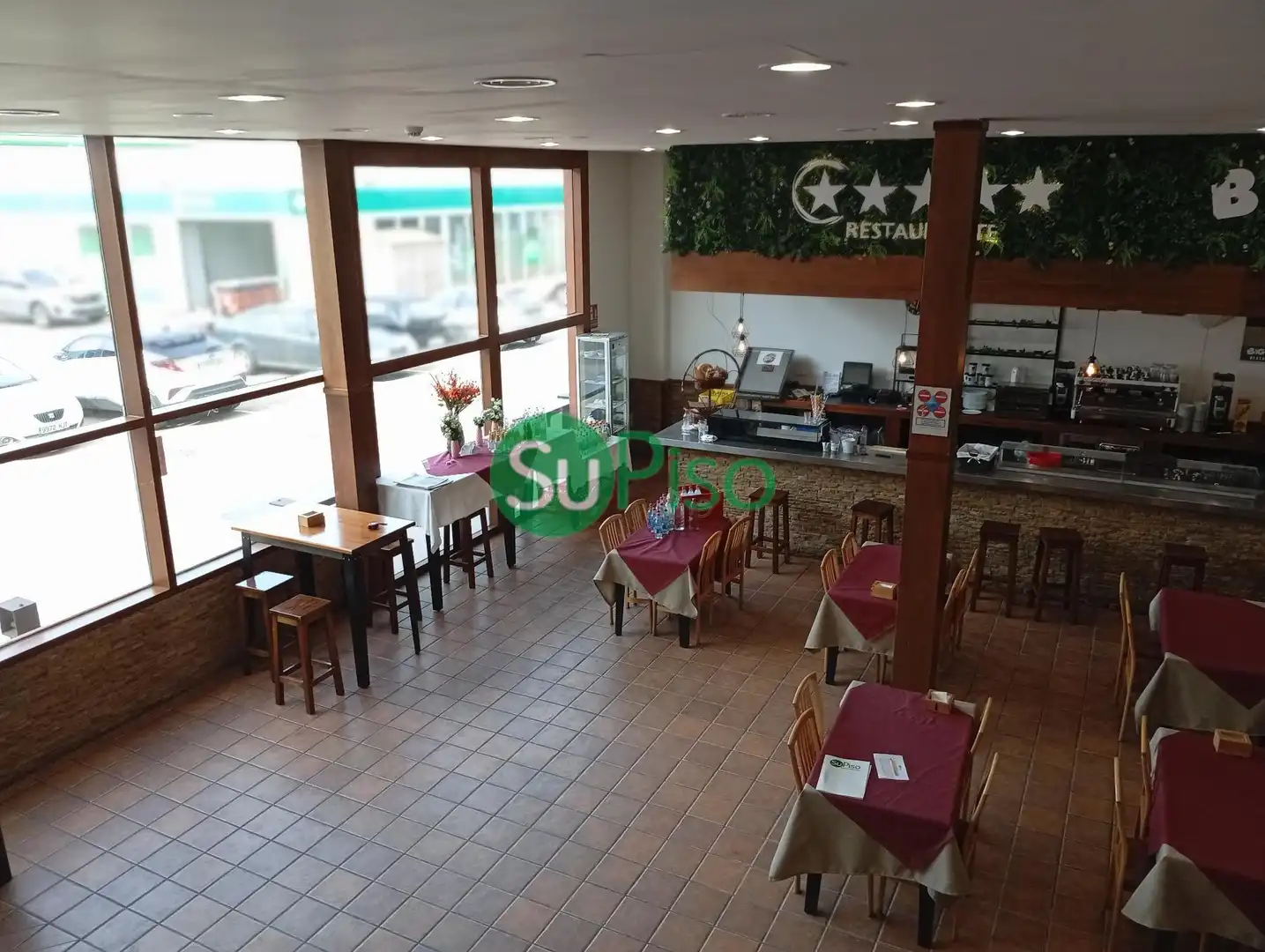 Local en venda a Avenida de los Metales, 40, Estación - Cruz Roja