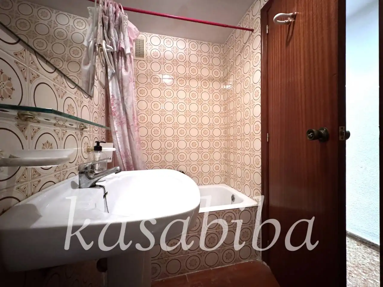 Baño de Piso en venta en Valencia con Balcón