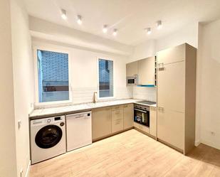 Kitchen of Flat to rent in  Madrid Capital  with Air Conditioner, Private garden and Terrace