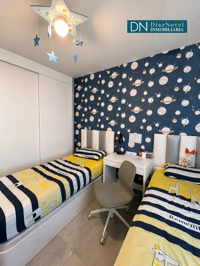 Habitación de Ático en venta en Málaga con Aire acondicionado, Calefacción y Terraza