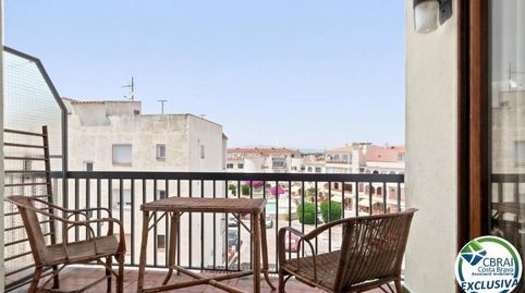 Foto 4 de Apartamento en venta en Sector P. Tipic/av. F.de Climent, 7, Moxó - Sant Mori, Empuriabrava