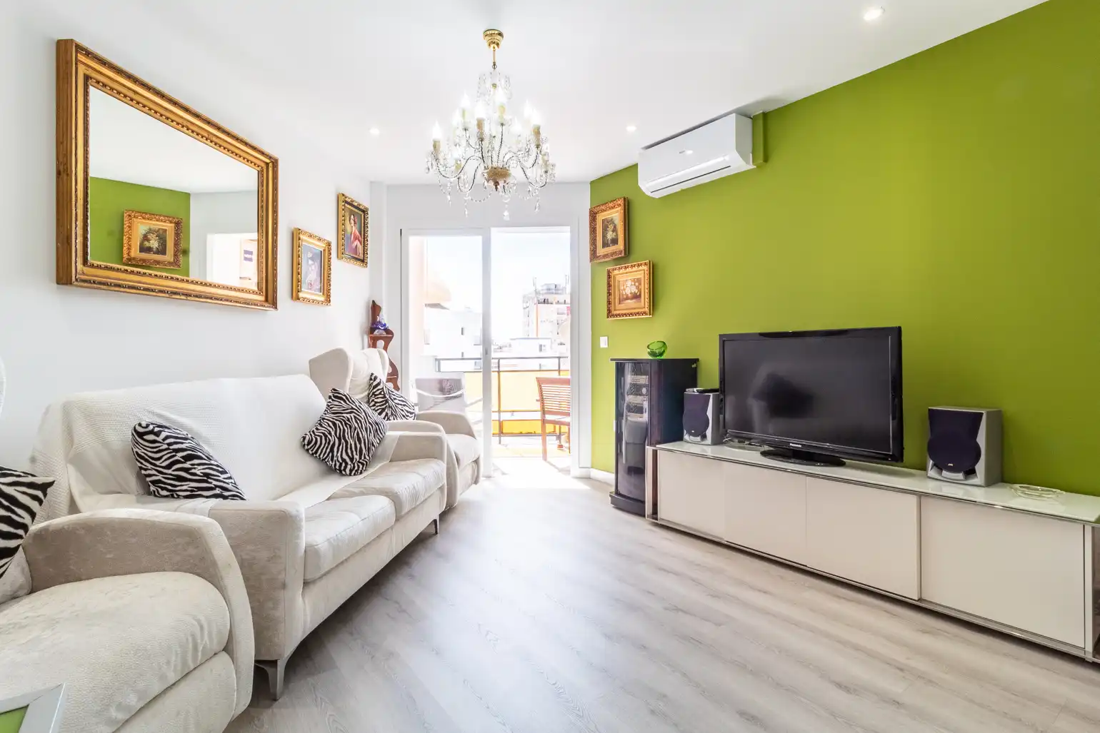 Apartament amb ascensor en venda a Avenida de los Manantiales, imagen 4