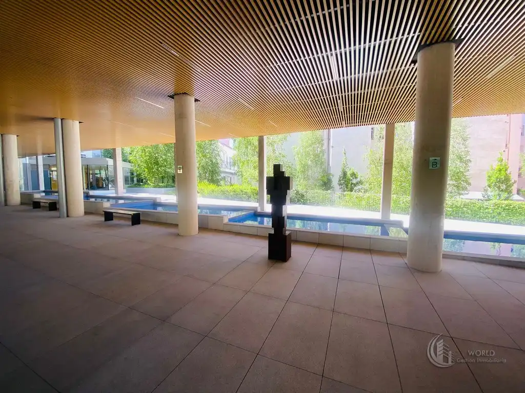 Piscina de Piso de alquiler en Madrid con Aire acondicionado, Calefacción y Jardín privado