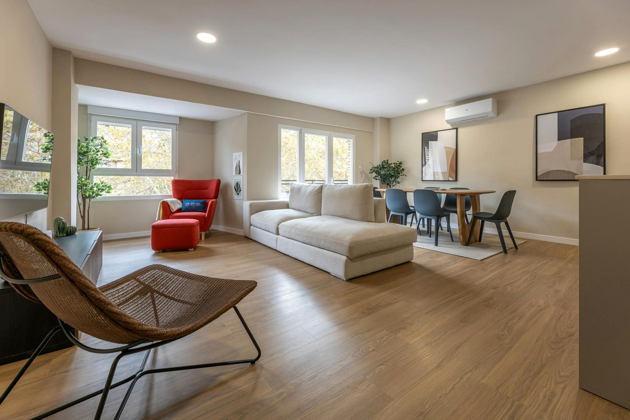 Living room of Flat to rent in  Valencia Capital  with Air Conditioner, Heating and Furnished