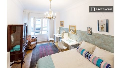 Foto 5 von Zimmer in Zona Indautxu, Bilbao