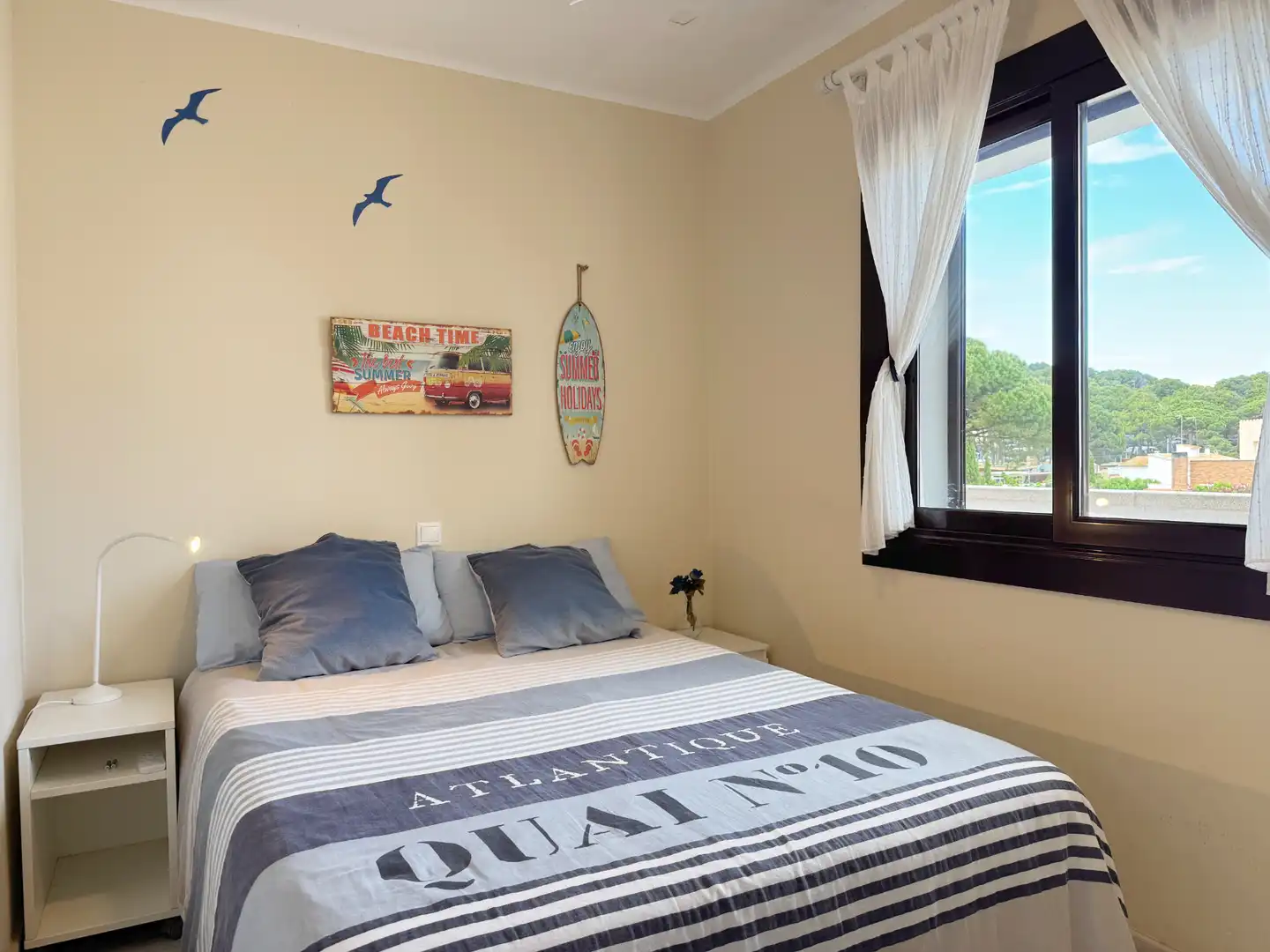 Schlafzimmer von Wohnungen zum Verkauf in L'Escala mit Klimaanlage, Parkett und Terrasse
