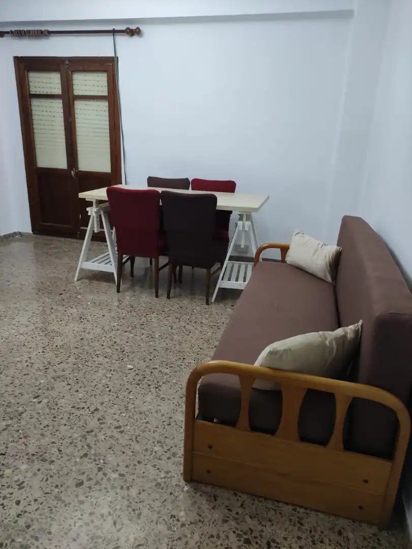 Appartamento con terrazza in affitto a Carrer del Reverend José Maria Pinazo