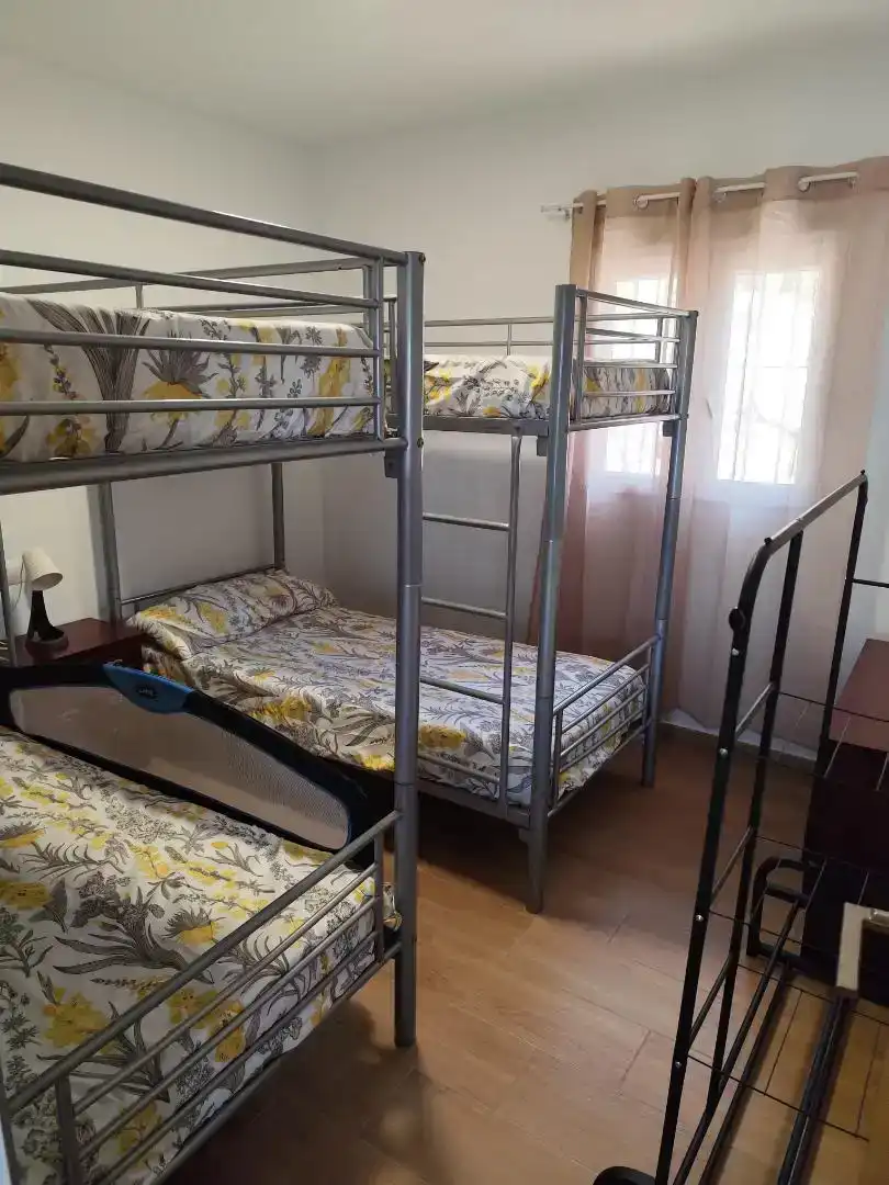 Schlafzimmer von Country house zur Miete in Periana mit Klimaanlage, Privatgarten und Schwimmbad
