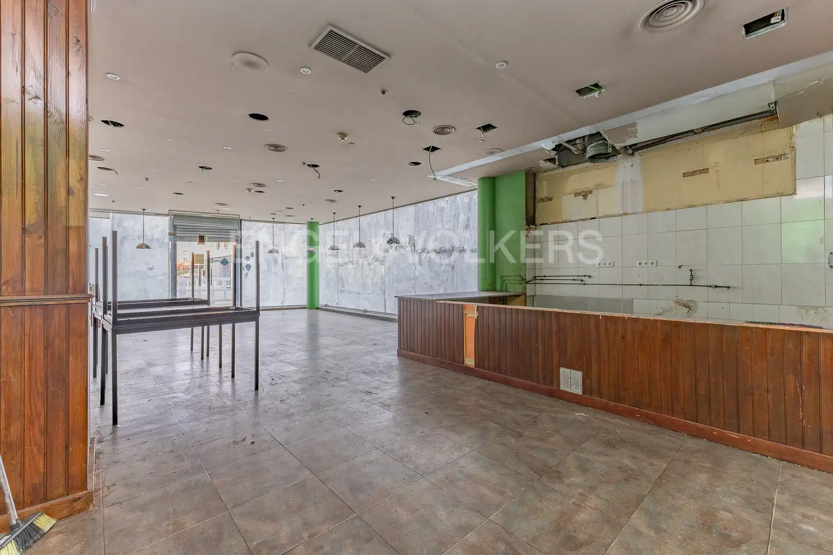Local comercial en venda a Sud, imagen 4