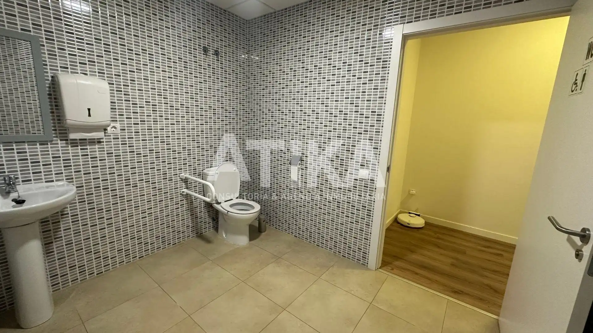 Business premises to rent in Sant Josep - Zona Hospital, imagen 13