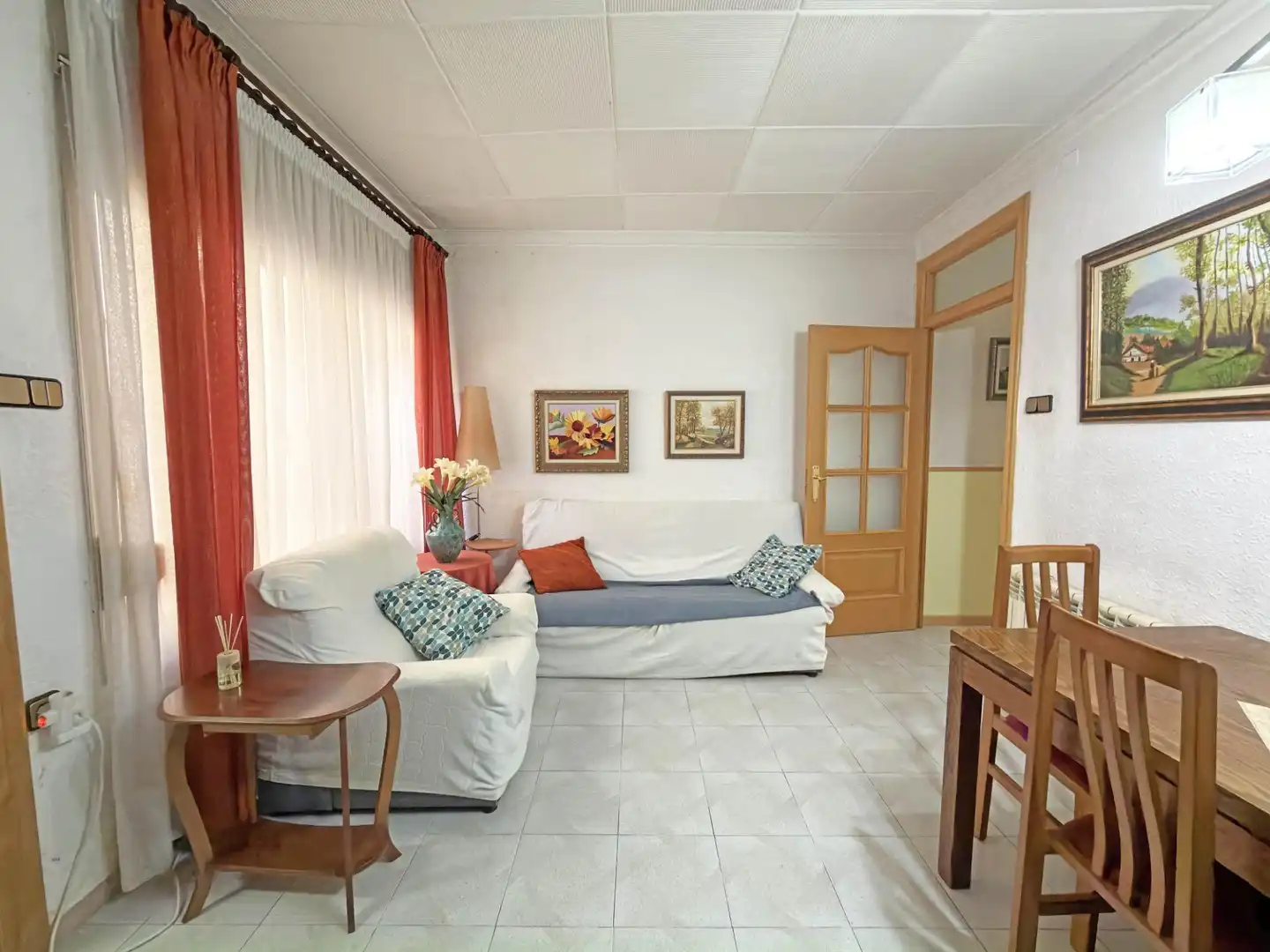 Sala d'estar de Casa adosada en venda en Sabadell amb Aire condicionat, Calefacció i Terrassa